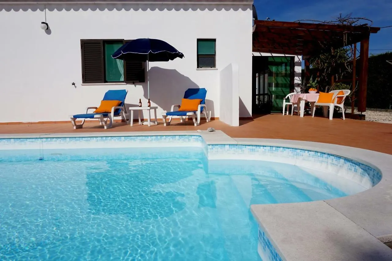 Holiday home Casa Tucano Aljezur